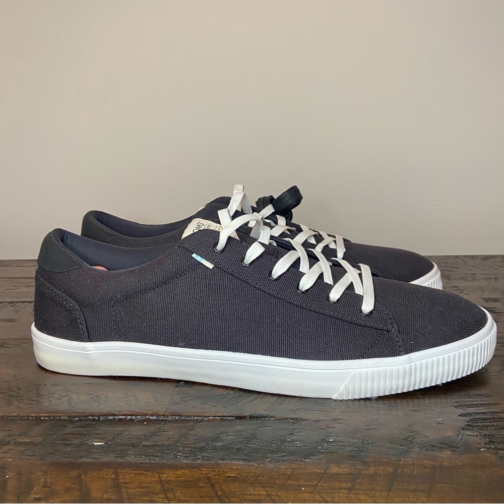 TOMS Men's Carlson Black Canvas Sneaker Shoe NWT Size 12